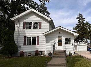 223 Jefferson Ave, Omro, WI 54963