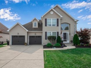 3 Ryan St, Lancaster, NY 14086