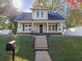 215 Chestnut St, Florence, AL 35630
