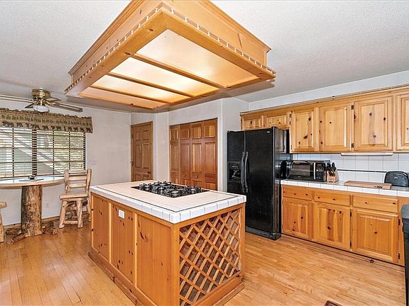 3rd image of 1316 Malabar Way