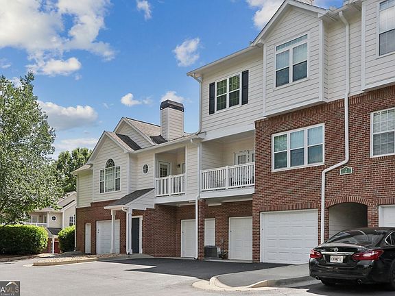 2nd image of 206 Spring Heights Ln SE #206