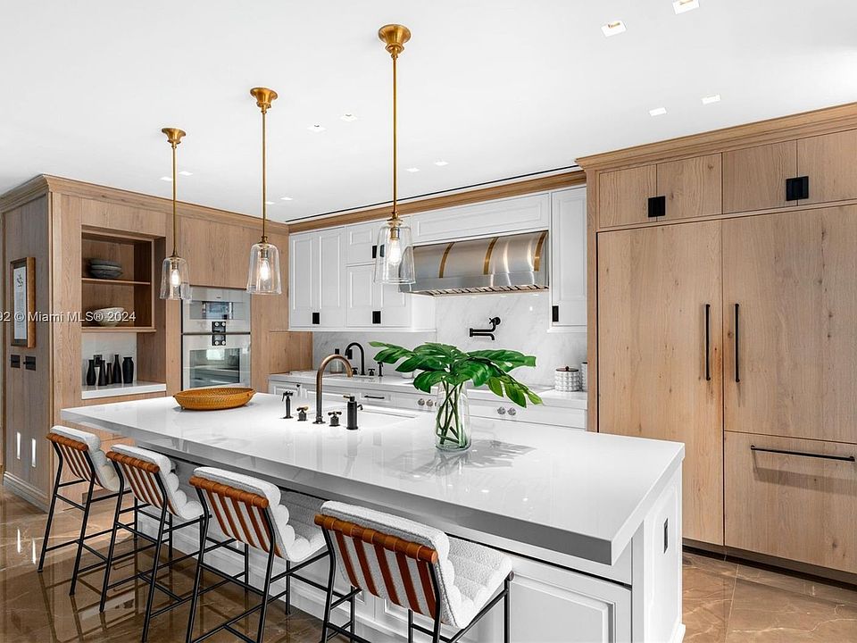 1st image of 1413 Sunset Harbour Dr #117