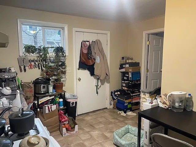 Studio, 350 sqft, $1,850 — Photo 4