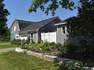 470 Dexter Rd, Saint Albans, ME 04971