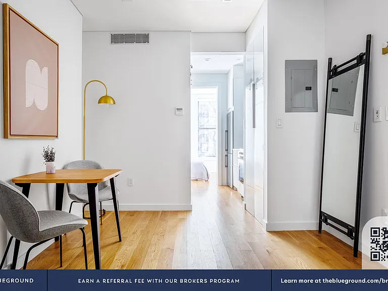 137 Thompson St #3 — Photo 3