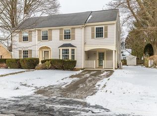 14 Rose Ave, Marblehead, MA 01945