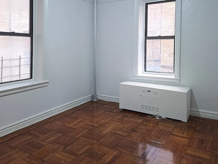 721 Walton Ave #A12 — Photo 5
