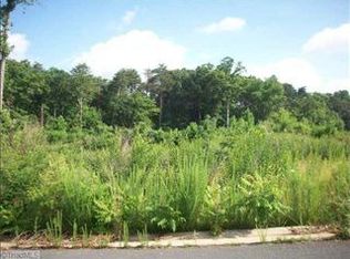 6565 Fieldmont Manor Dr, Tobaccoville, NC 27050