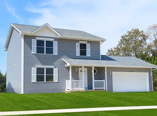 7583 Lafayette Pl, Lowell, IN 46356