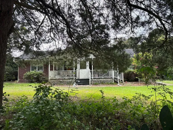 556 Millers Rd, Mullins, SC 29574
