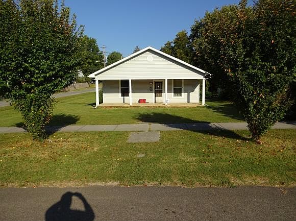 1st image of 901 Watauga Ave E