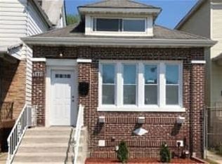 7831 S Avalon Ave, Chicago, IL
