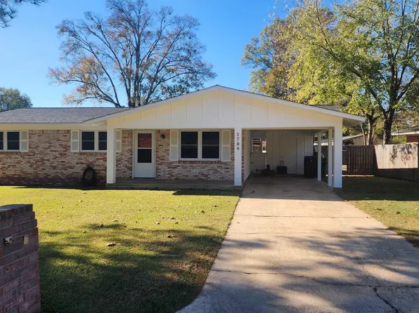 1709 S Kenwood Rd, Texarkana, TX 75501