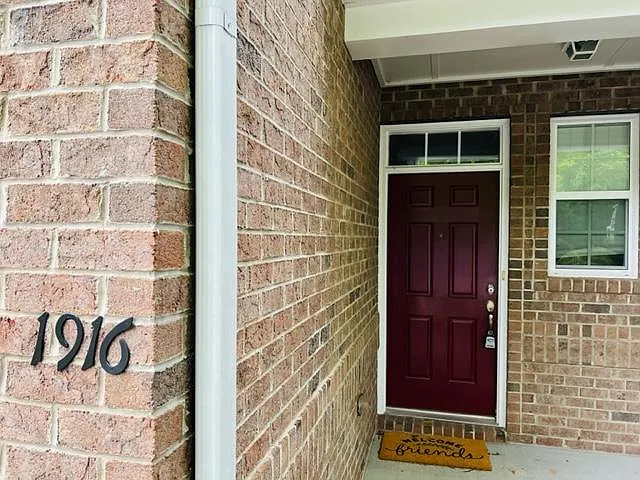 1916 Whirlaway Ct — Photo 6