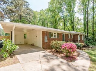 5835 Dunn Rd SW, Mableton, GA 30126