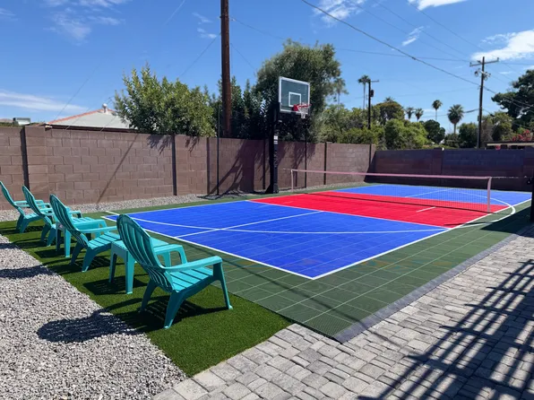 6847 N 11th St, Phoenix, AZ 85014
