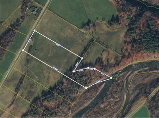 383 Hughes Rd, Amsterdam, NY 12010