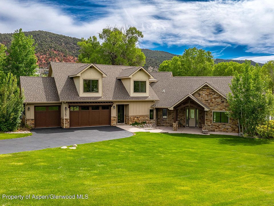 1st image of 1342 River Bend Way