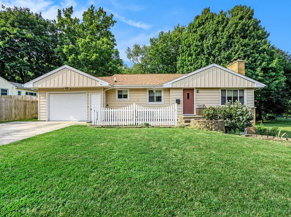 3810 Devonshire Ave, Kalamazoo, MI 49006