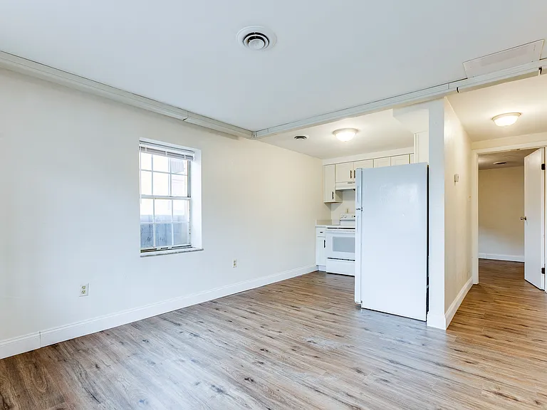 7408 Washington Ave #B — Photo 3
