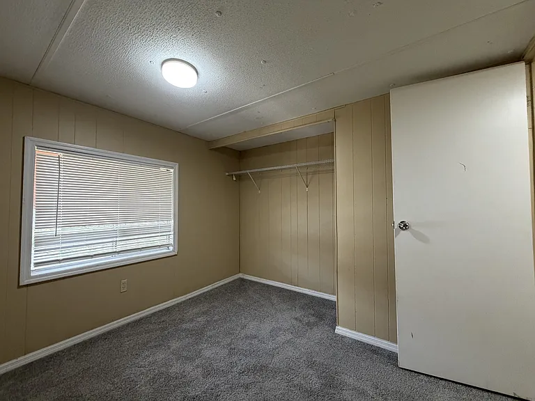 14610 Coral Dr — Photo 26