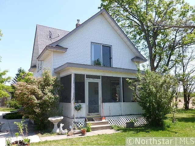 1st image of 47875 Forest Blvd