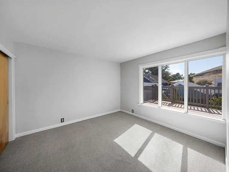 44 Bradford St — Photo 16