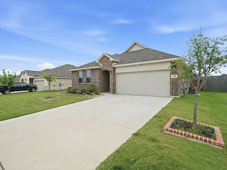 1312 Pistachio Dr — Photo 18