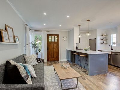 211 Alexander Ave, Redwood City, CA, 94061