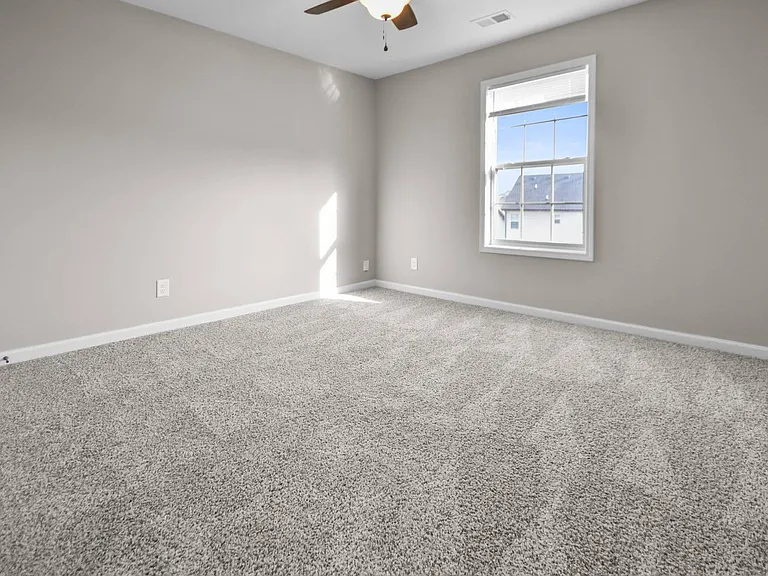 1032 Spicer Dr — Photo 15
