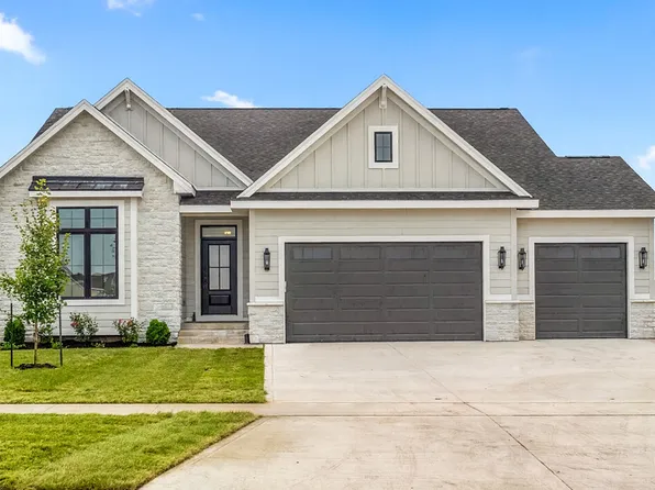 1380 NW Alderleaf Dr, Waukee, IA 50263