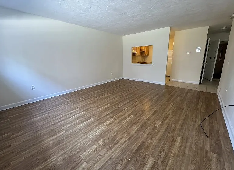 84 Gardner St #5 — Photo 1