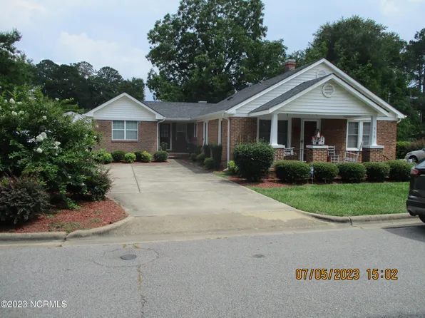 210 Nolly Street, Clinton, NC 28328