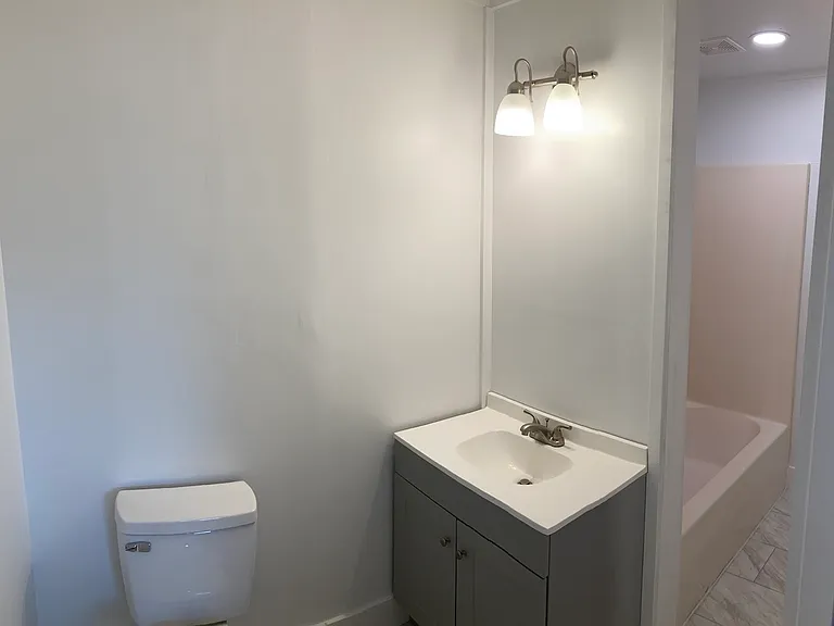 1212 Byrne Ave #B — Photo 13