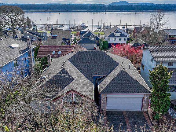 3rd image of 13721 SE 36th St