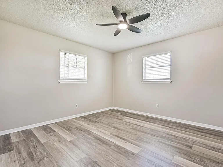 610 County Road 157 — Photo 15
