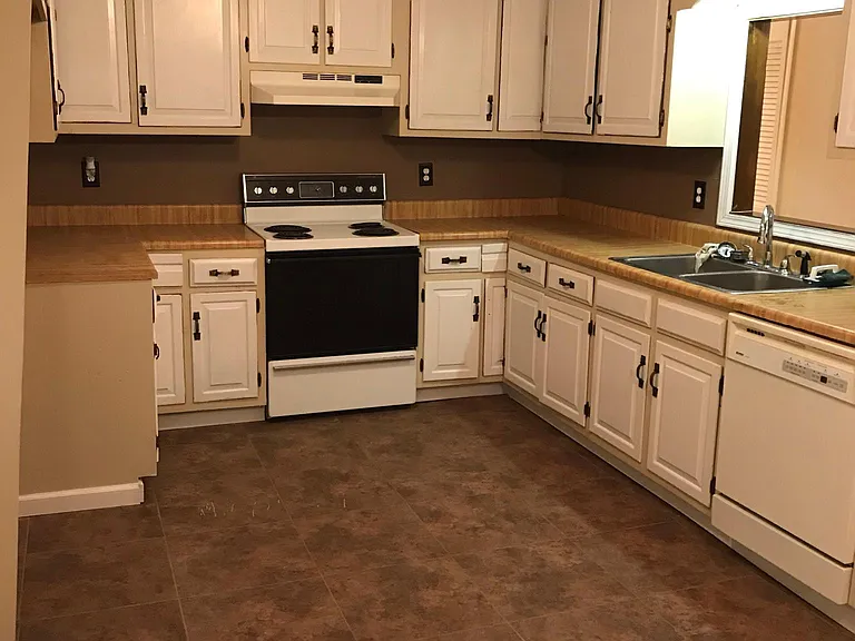 401 Pinelea Rd — Photo 112
