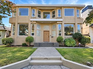 4036 Eton St, Burnaby, BC V5C 1J7