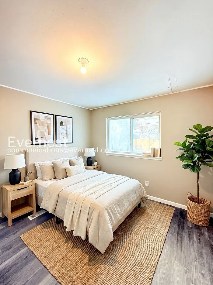 3 bed, 1.0 bath, 888 sqft, $1,495 — Photo 4