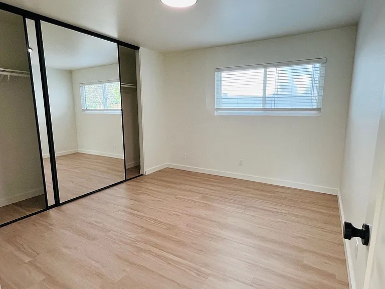529 W. Victoria - 1236 San Pascual — Photo 18