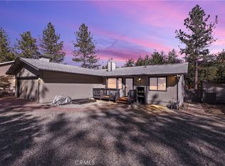 1949 Twin Lakes Dr, Wrightwood, CA 92397