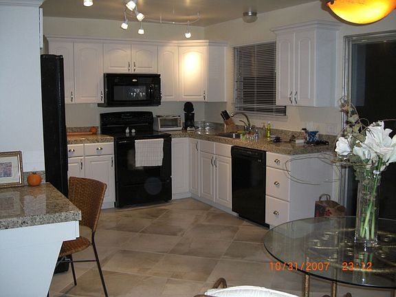 3rd image of 4864-66 Noyes St