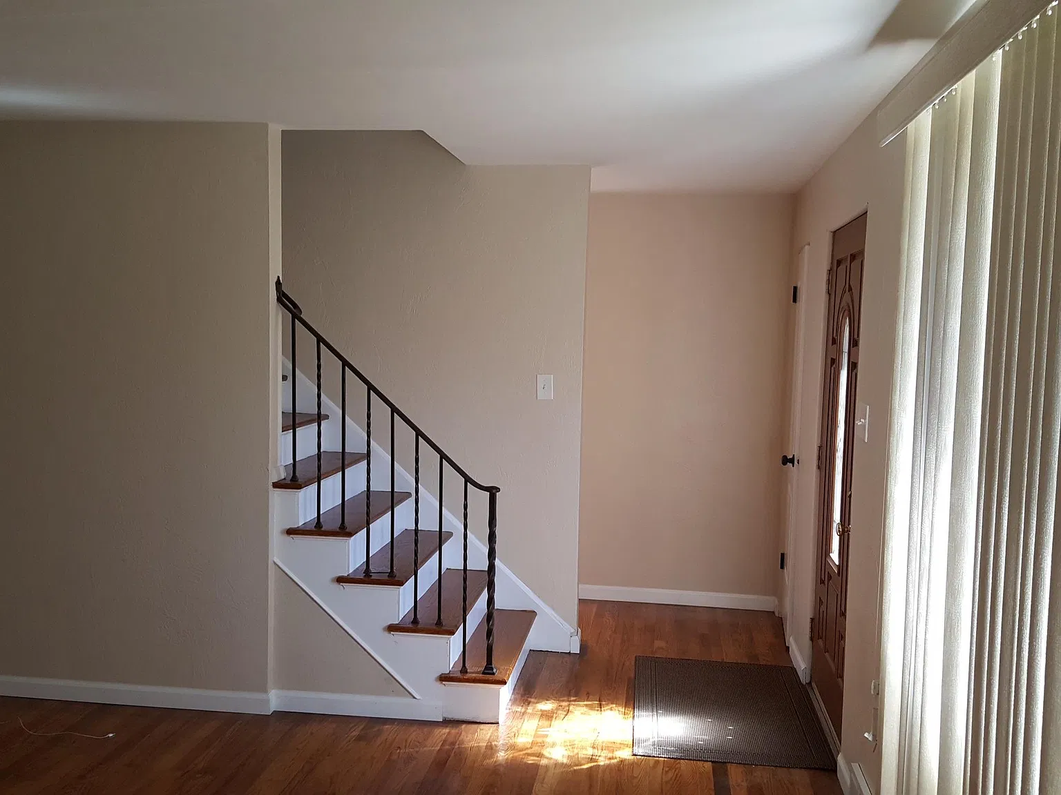 4 bed, 1578 sqft, $2,095 — Photo 1