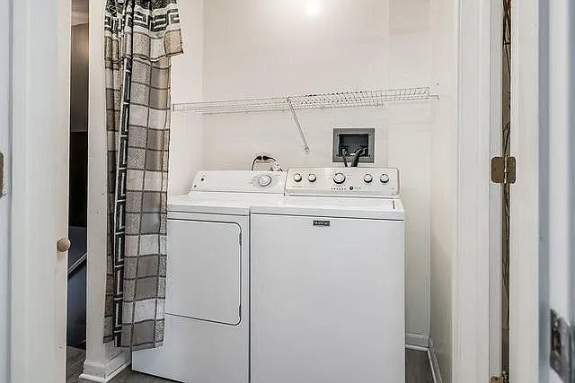 1615 S Newberry Ave — Photo 15