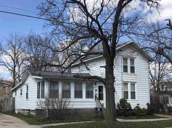 314 W Racine St, Janesville, WI 53548