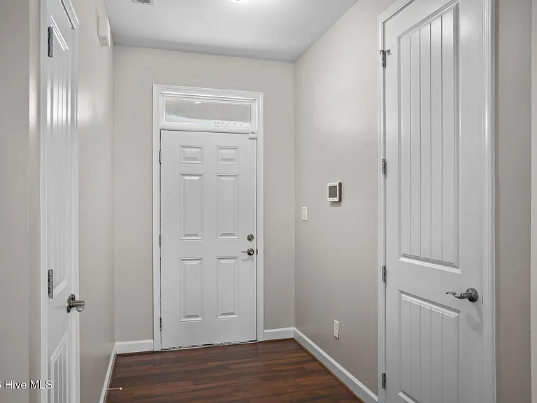 514 Aberdineshire Ct — Photo 5