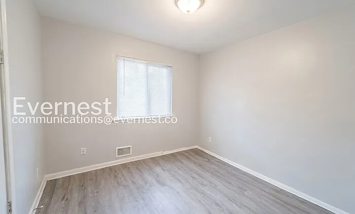 3227 Hobart Dr NW — Photo 12