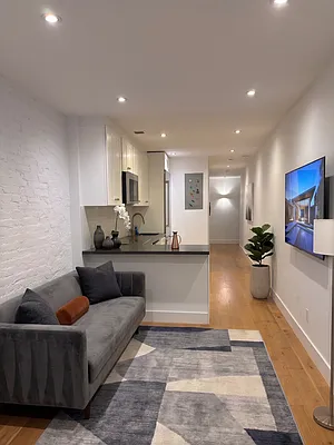 Living room, photo 1