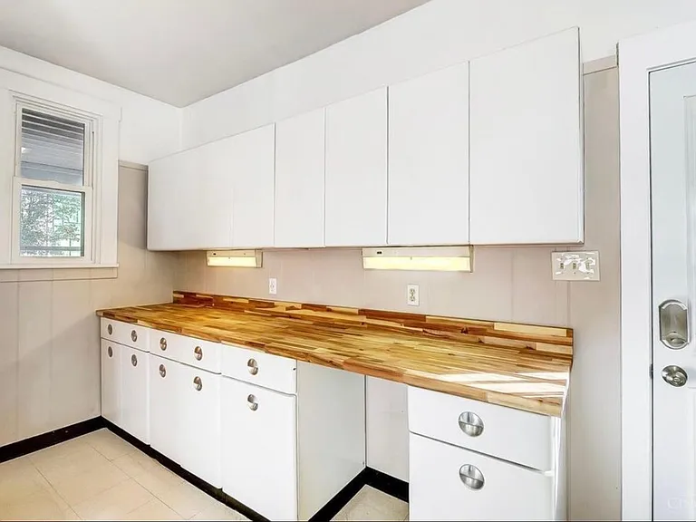 3840 Edwards Rd — Photo 10