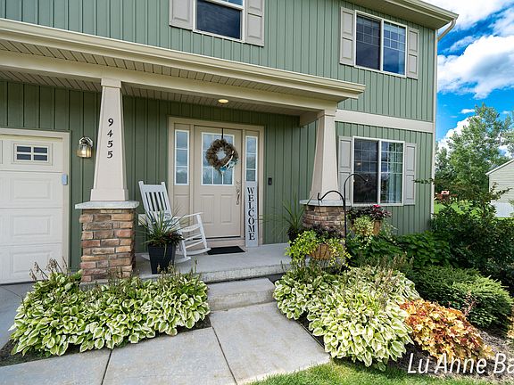 3rd image of 9455 Stone View Dr NE